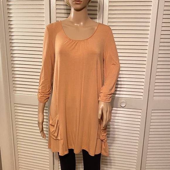 LOGO by Lori Goldstein LS Peach Tunic Roomy Small